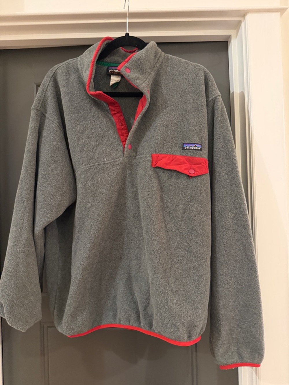 Patagonia Men’s Gray Fleece Zip-Up Pullover with Red Trim